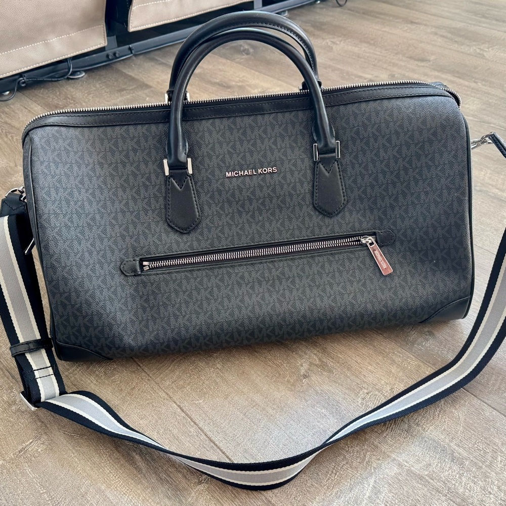 Michael Kors Leather Weekender/Carry on luggage-Like brand New